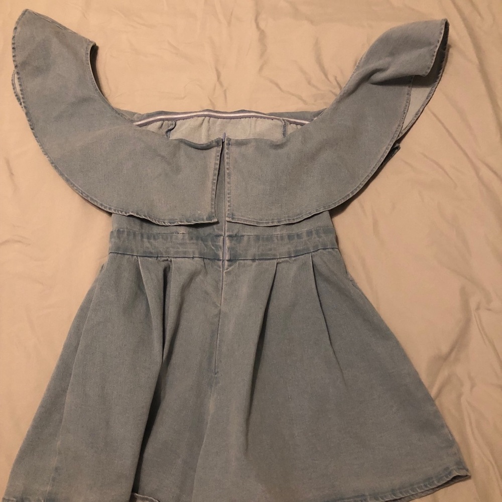 Denim off the shoulder romper. - Picture 3 of 4